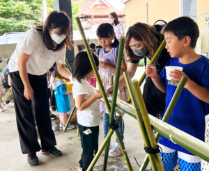 流しそうめんで楽しんだ“中国親子教室”─気楽な情報交換の場所に